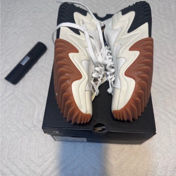 Platform converse ￼ - Picture 4 of 4